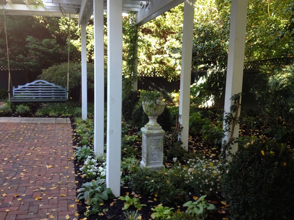 Charleston Inspired Garden, Chevy Chase by Bethesda Garden Design Llc - Photo 5