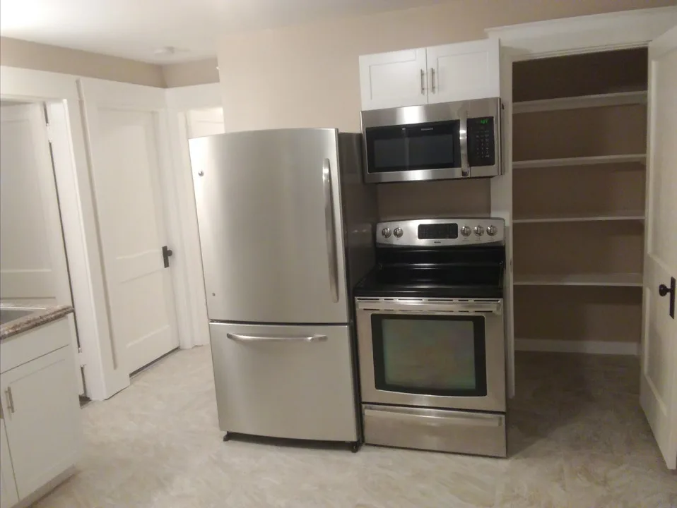 Apartment makeover by Newman Homes - Photo 4