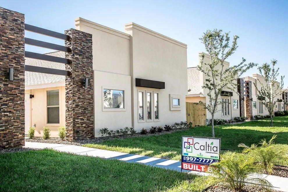 Residential Complexes by Caltia Construction - Photo 14