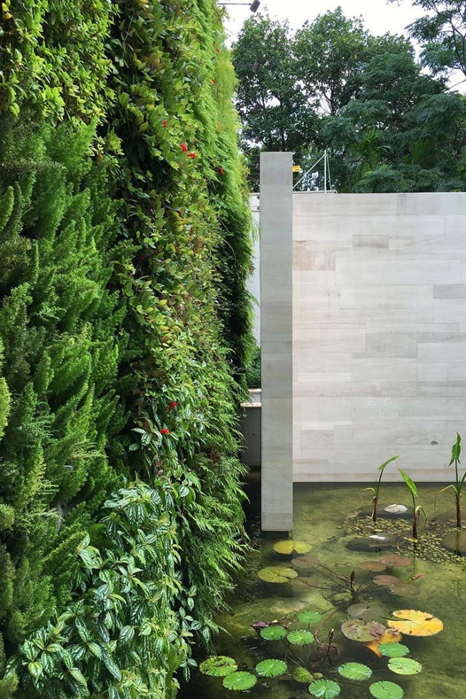 GU Residence by Verde Vertical Inc - Photo 4