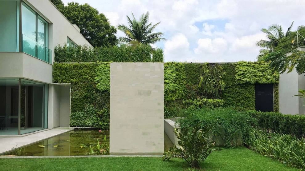 GU Residence by Verde Vertical Inc - Photo 3