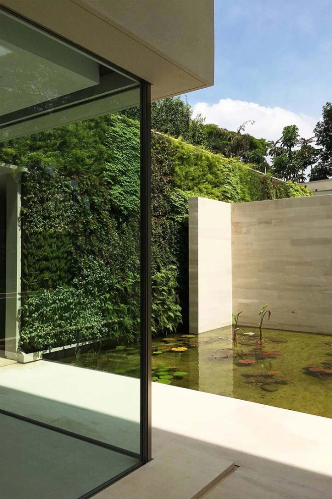GU Residence by Verde Vertical Inc - Photo 5