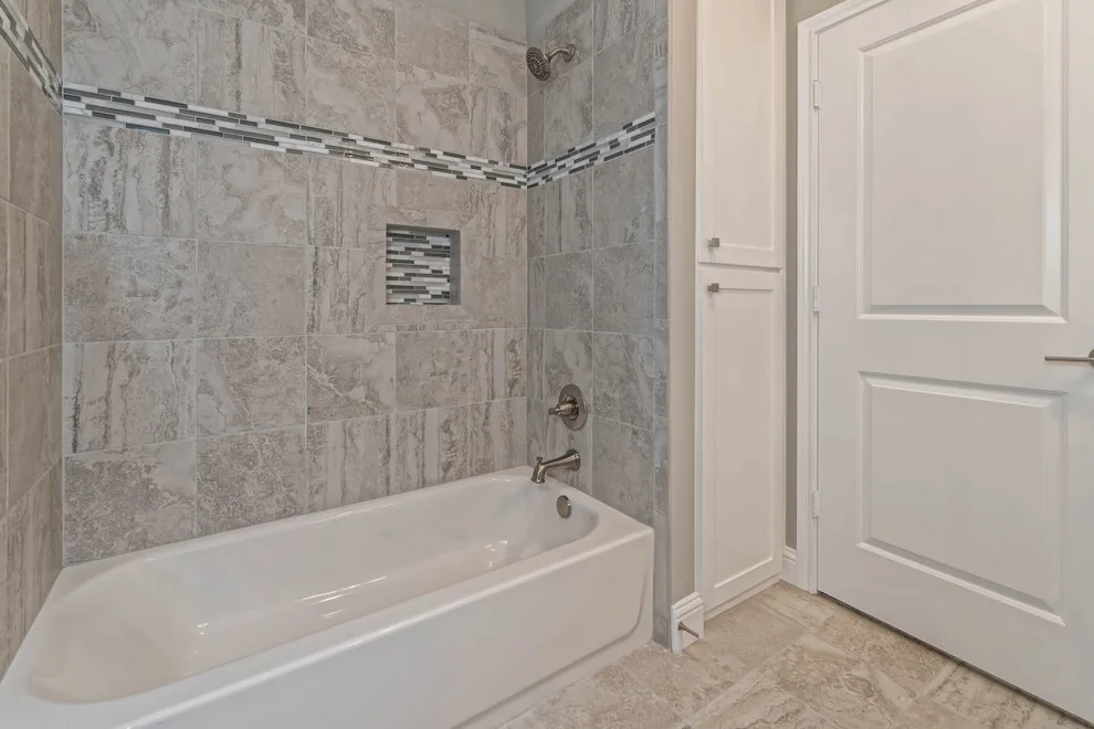 Peavy Homes, LLC - Photo 8