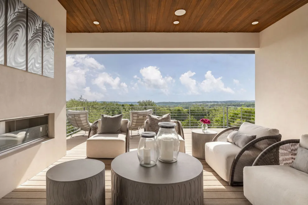 Barton Stream by Camelot Custom Homes Inc. - Photo 5