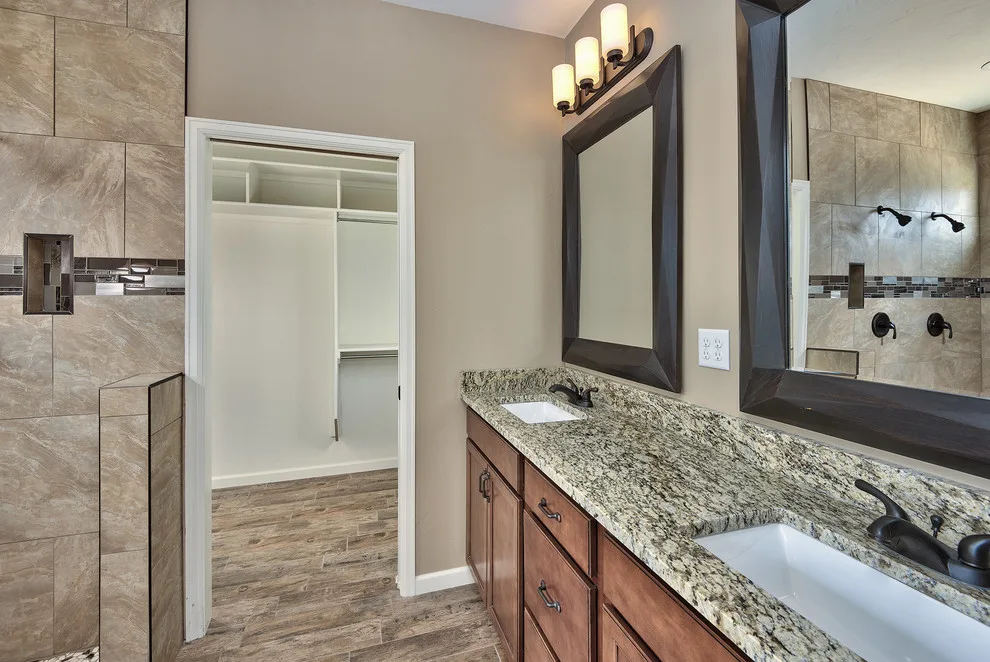 Restroom Design by Dahl Built Homes - Photo 25
