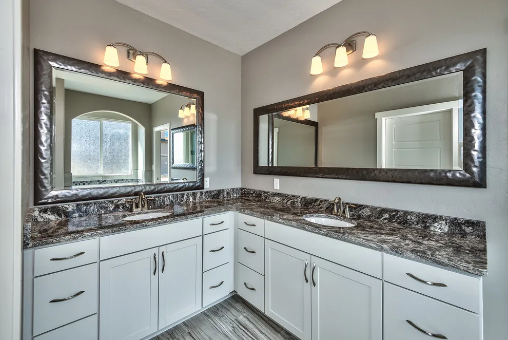Restroom Design by Dahl Built Homes - Photo 9