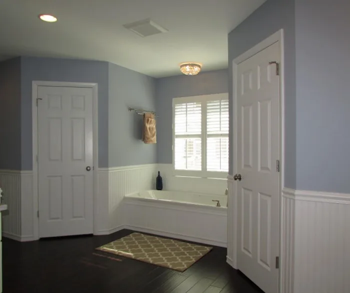 Restrooms by Mahn Custom Homes And Renovations - Photo 8