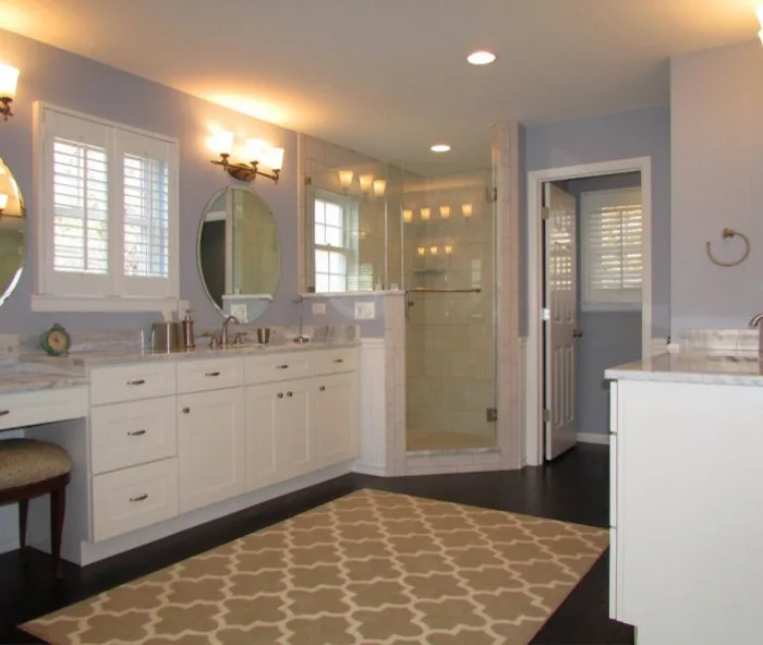 Restrooms by Mahn Custom Homes And Renovations - Photo 6