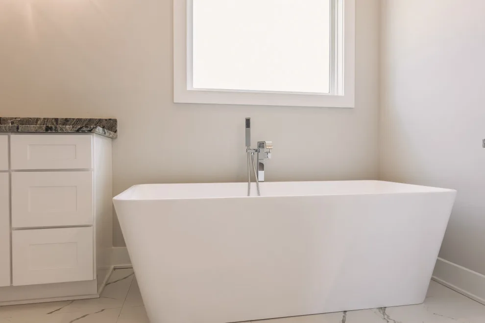 Bay Vista by JR Builders LLC - Photo 29