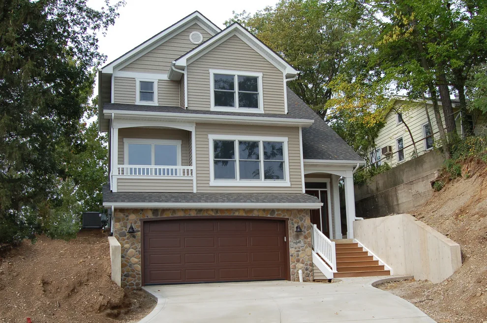 Star Homes By Delagrange & Richhart, Inc. - Photo 9