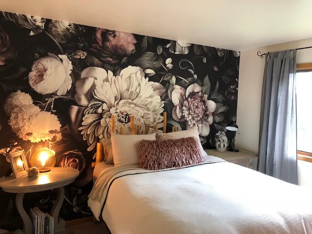 Floral Retreat Bedroom by Northern Paradise Homes - Photo 4