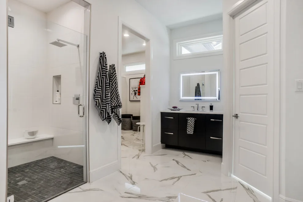 Bentwater Modern Custom Home Design by Will Steed Homes, Inc. - Photo 36