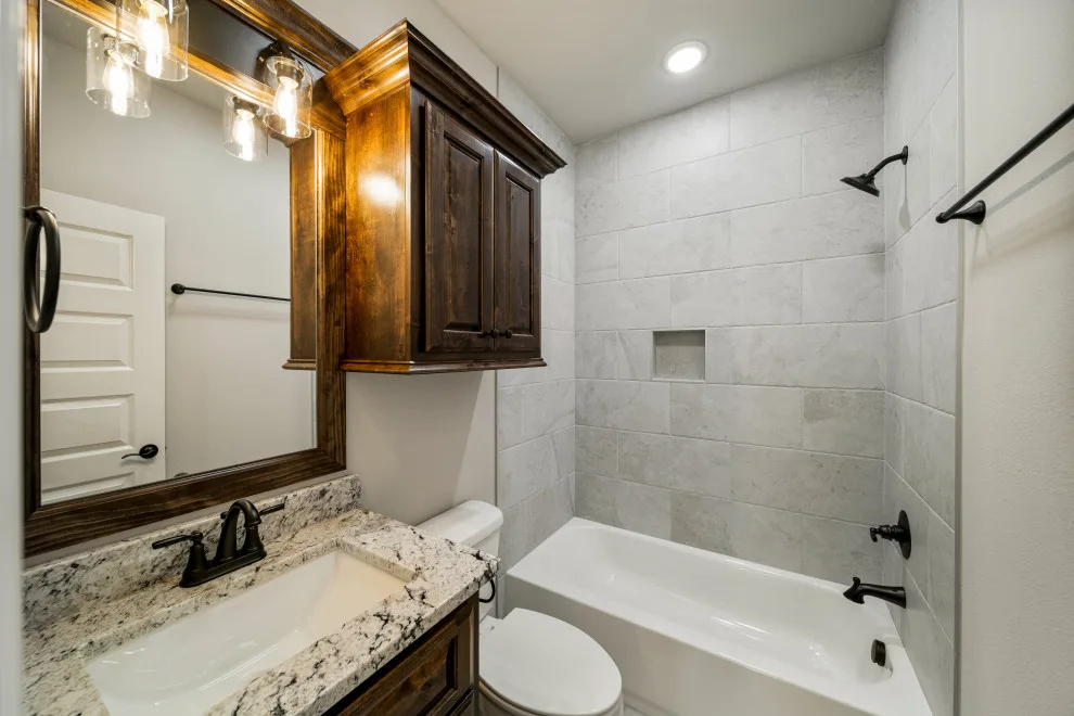 Bespoke Residence in Bixby, Oklahoma by Mahogany Homes - Photo 19