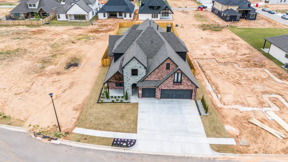 Bespoke Residence in Bixby, Oklahoma by Mahogany Homes - Photo 7