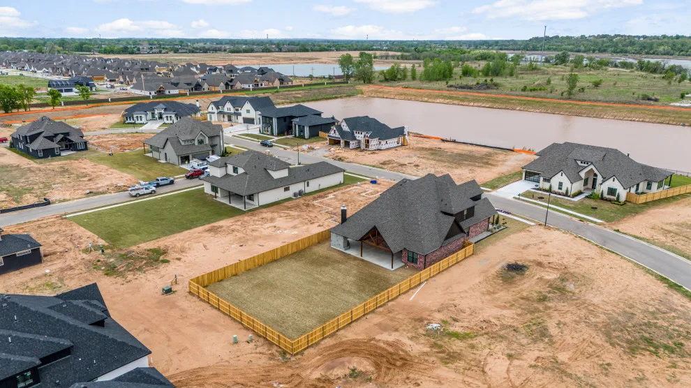 Bespoke Residence in Bixby, Oklahoma by Mahogany Homes - Photo 29