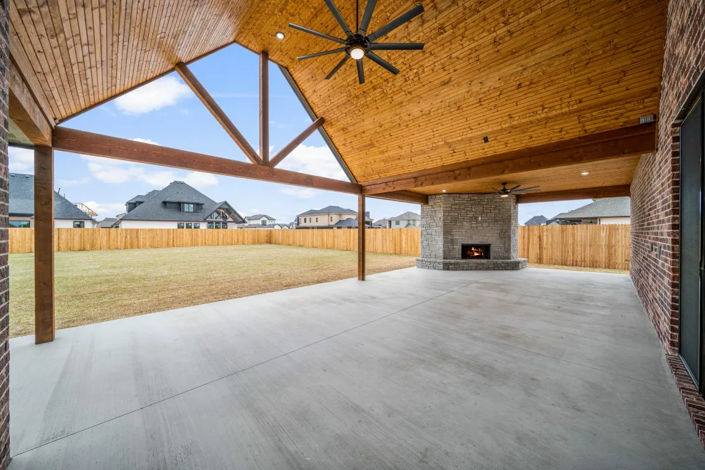 Bespoke Residence in Bixby, Oklahoma by Mahogany Homes - Photo 11