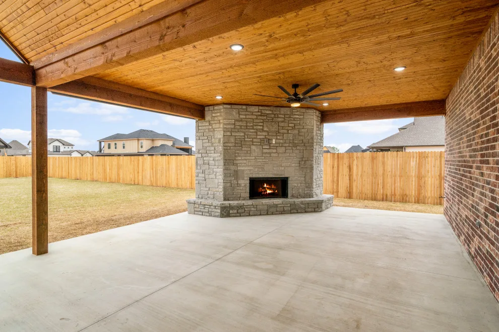Bespoke Residence in Bixby, Oklahoma by Mahogany Homes - Photo 6
