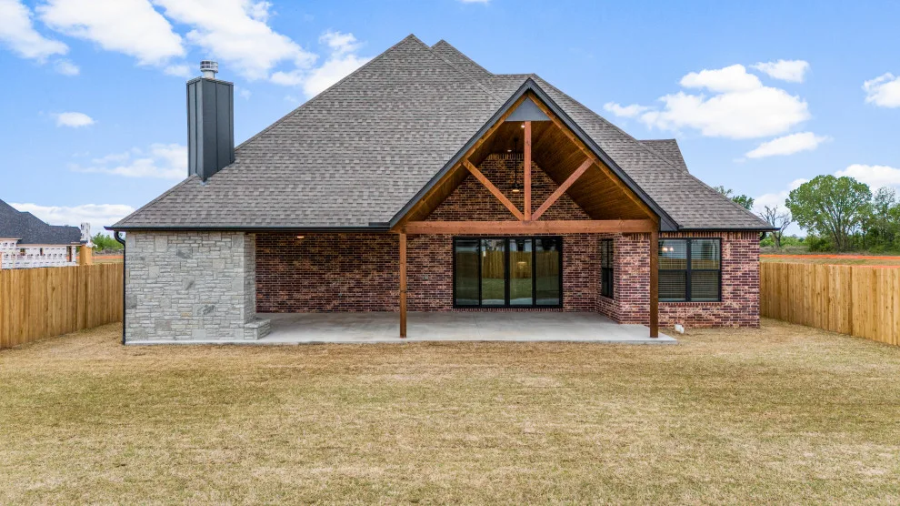 Bespoke Residence in Bixby, Oklahoma by Mahogany Homes - Photo 39