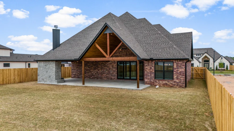 Bespoke Residence in Bixby, Oklahoma by Mahogany Homes - Photo 27