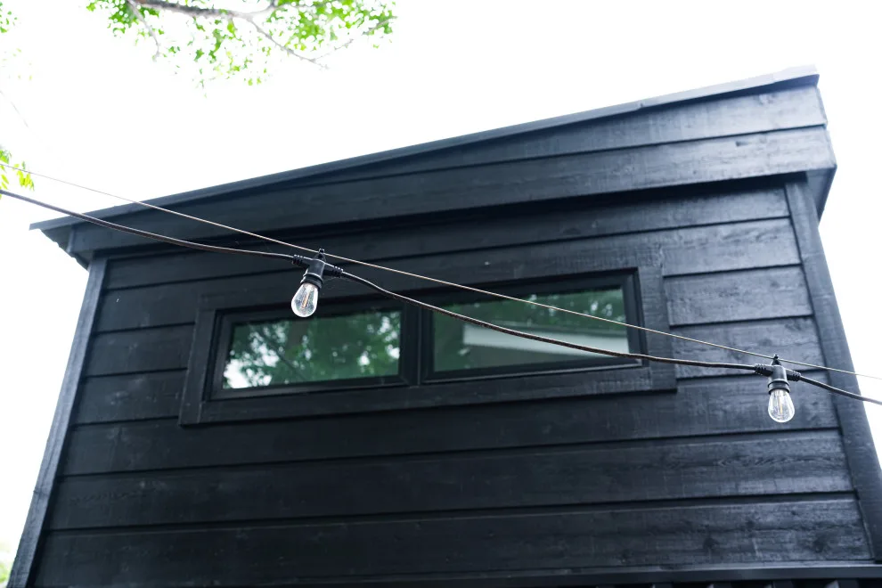 Dark Container Accessory Dwelling Unit by Domain Construction Services, Inc - Photo 4