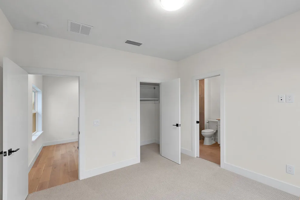 Bowles Avenue by Riverside Homes Custom - Photo 8
