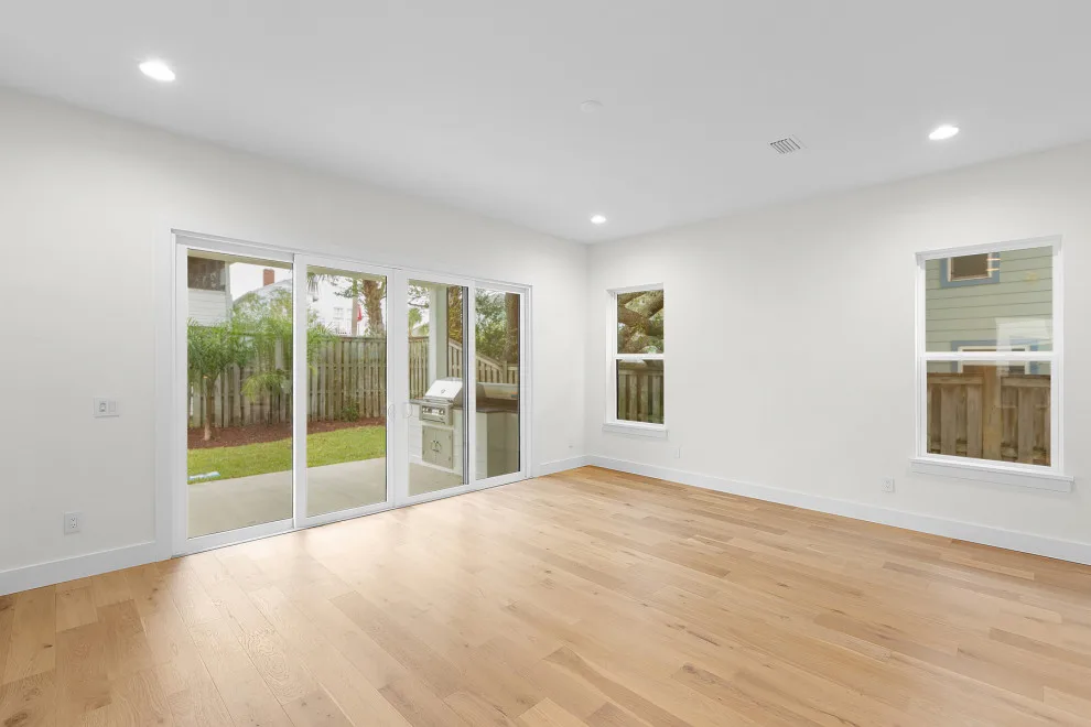 Bowles Avenue by Riverside Homes Custom - Photo 11