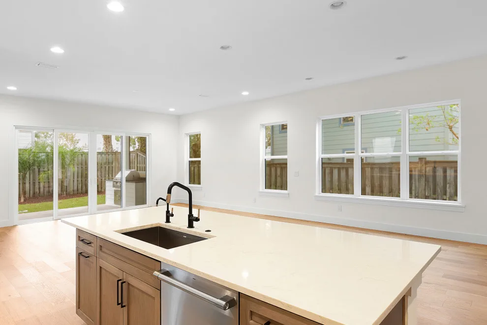Bowles Avenue by Riverside Homes Custom - Photo 16