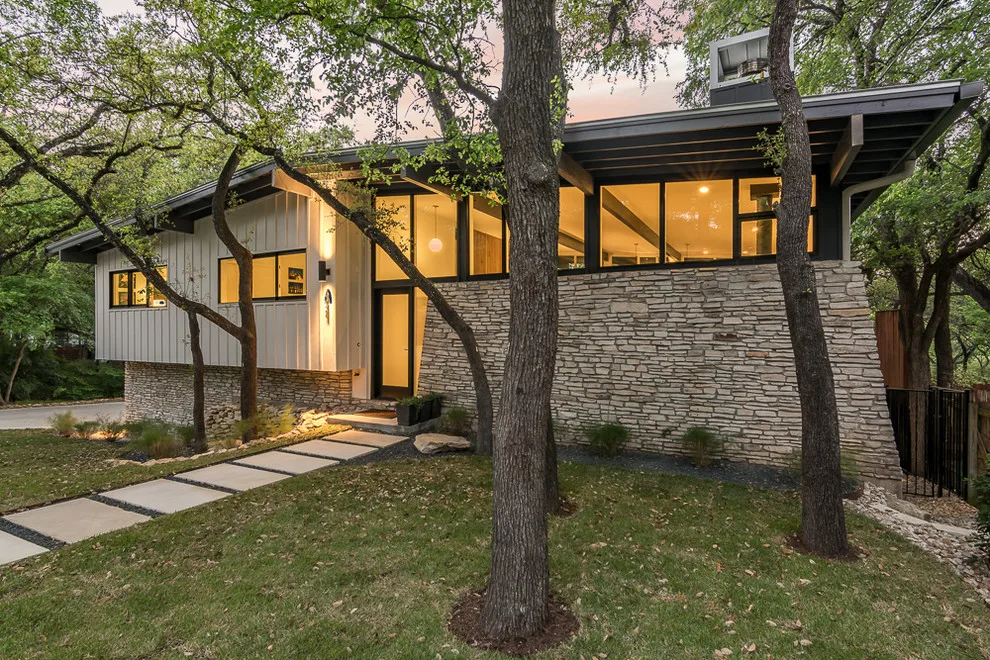 Brady Street by Camelot Custom Homes Inc. - Photo 13