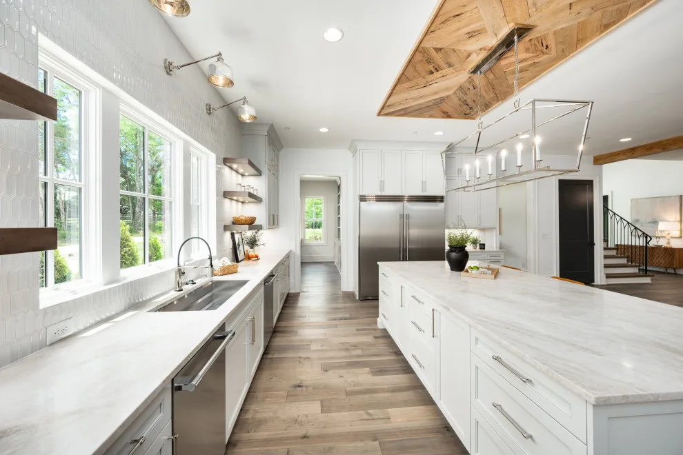 Superior Custom Homes & Remodeling - Photo 4