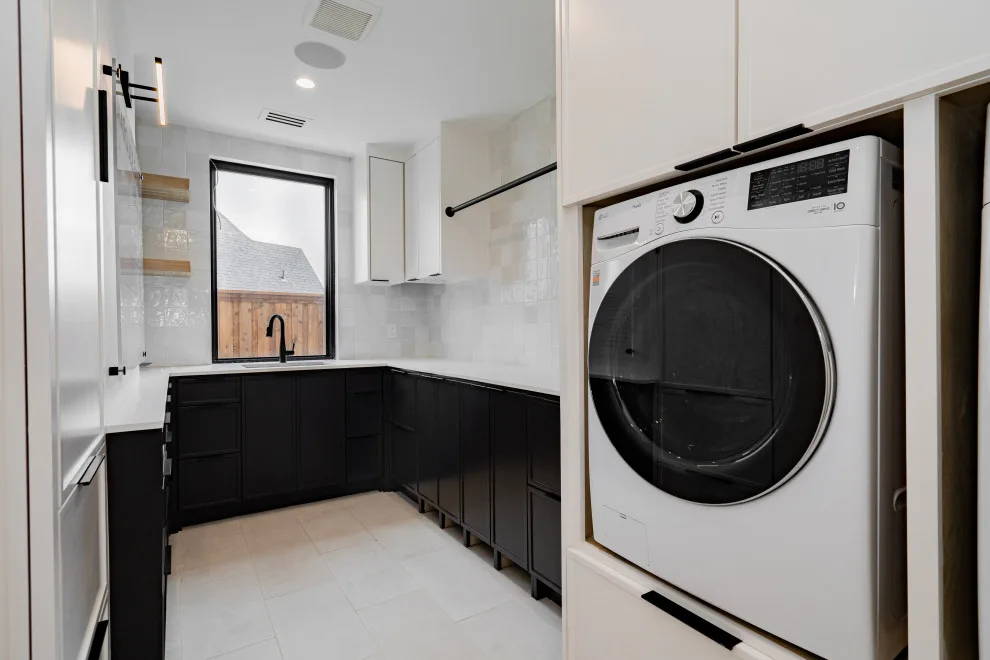 Brett Avenue by 3rd Street Custom Homes - Photo 32