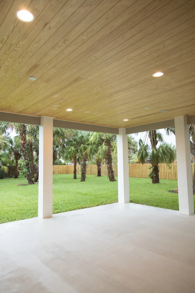 Private Residence at Melbourne Beach by LifeStyle Homes, Inc. - Photo 21