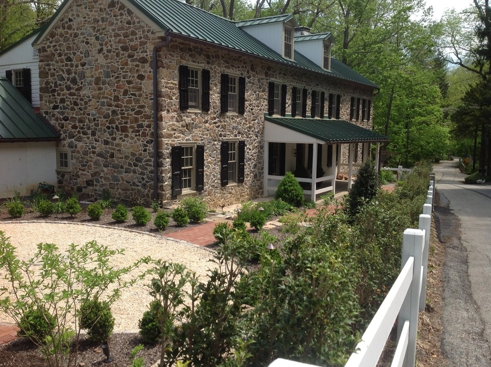 Entrance Gardens by Wallace Landscape Associates - Photo 3