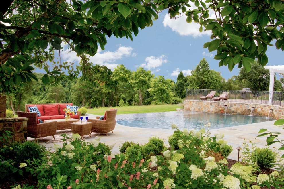 Outdoor Living Spaces by Wallace Landscape Associates - Photo 4
