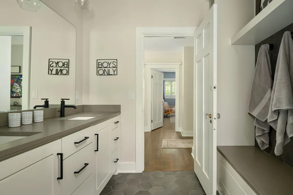 Brookside Kansas City Renovation by Homoly Design + Build - Photo 8