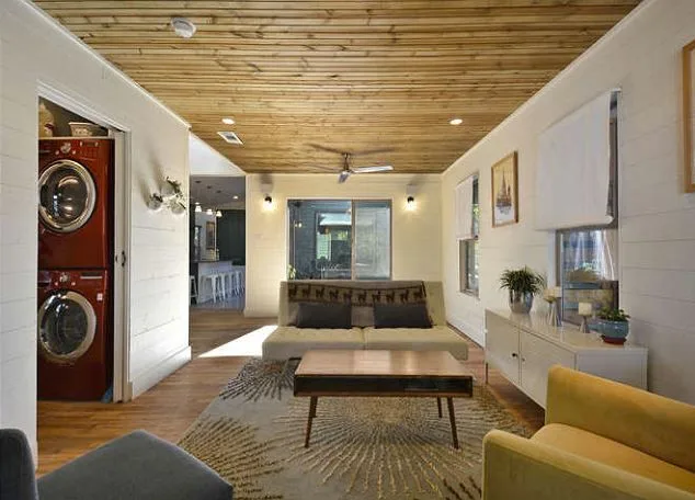 Bryan Avenue by QuarterLab Design Build - Photo 2