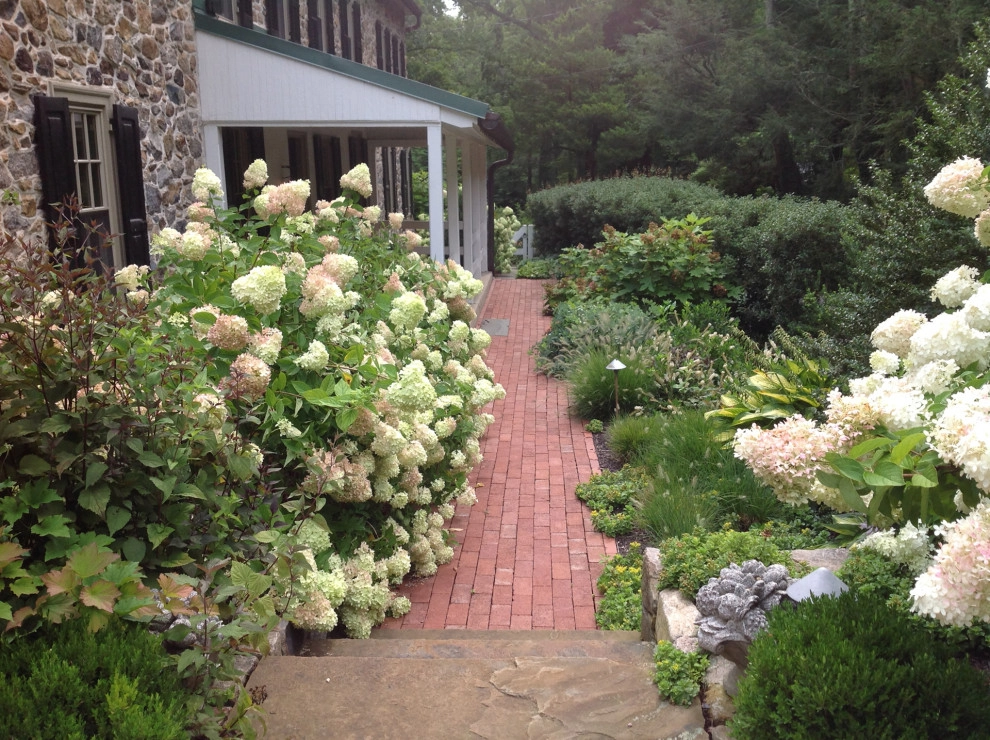 Newtown Square Garden by Wallace Landscape Associates - Photo 10