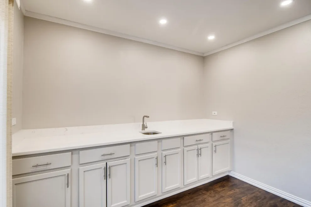 Affordable Kitchen Renovation by Chellyanna - Custom Homes, Additions, Renovations - Photo 4