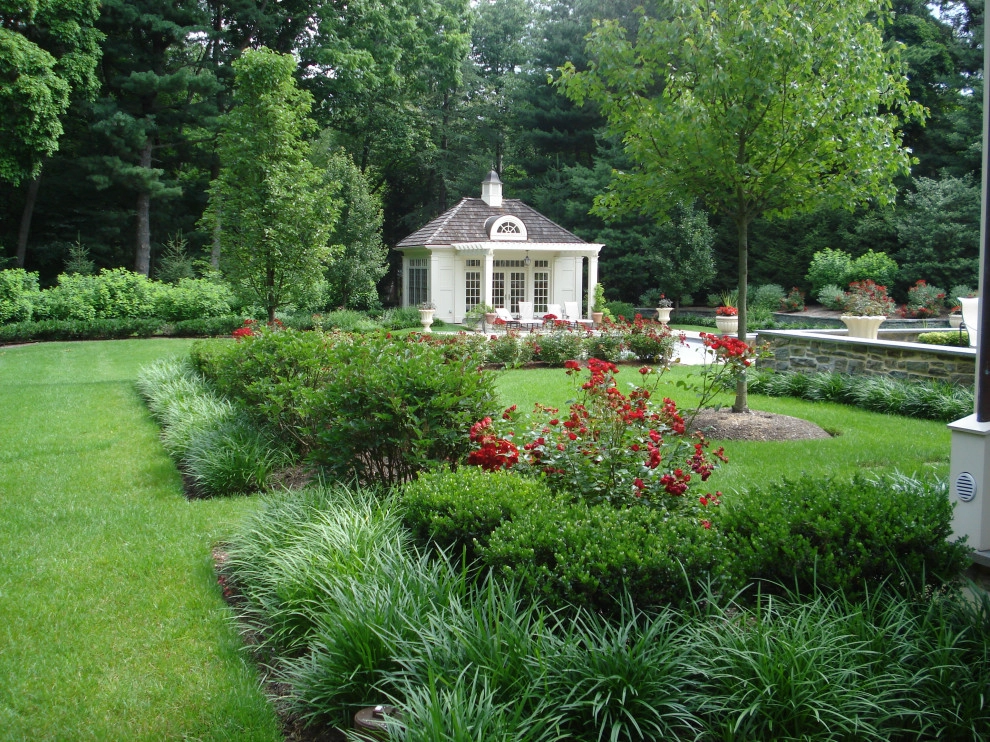 Main Line Estate by Wallace Landscape Associates - Photo 2