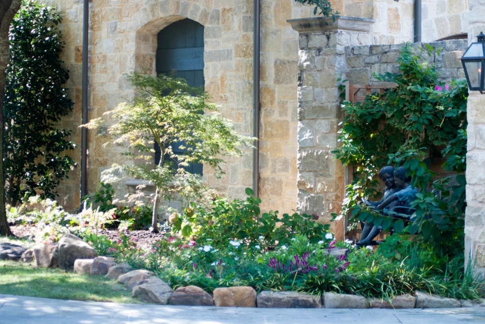 North Dallas organic installation by Wanderback Design by Wanderback Design - Photo 6