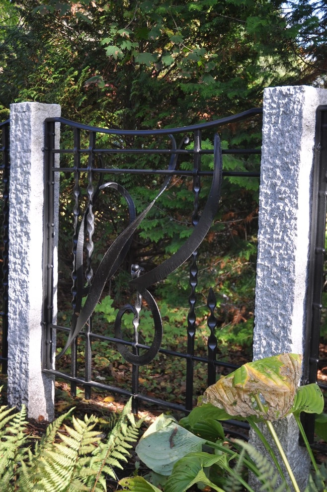 Polytropic Fence by Bilowz Associates Inc. - Photo 6