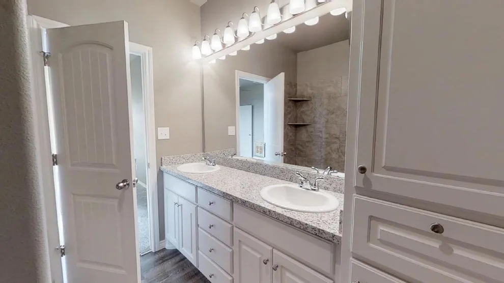 Cape Cod - 1715 to 1799 by Roten Homes, Inc. - Photo 7