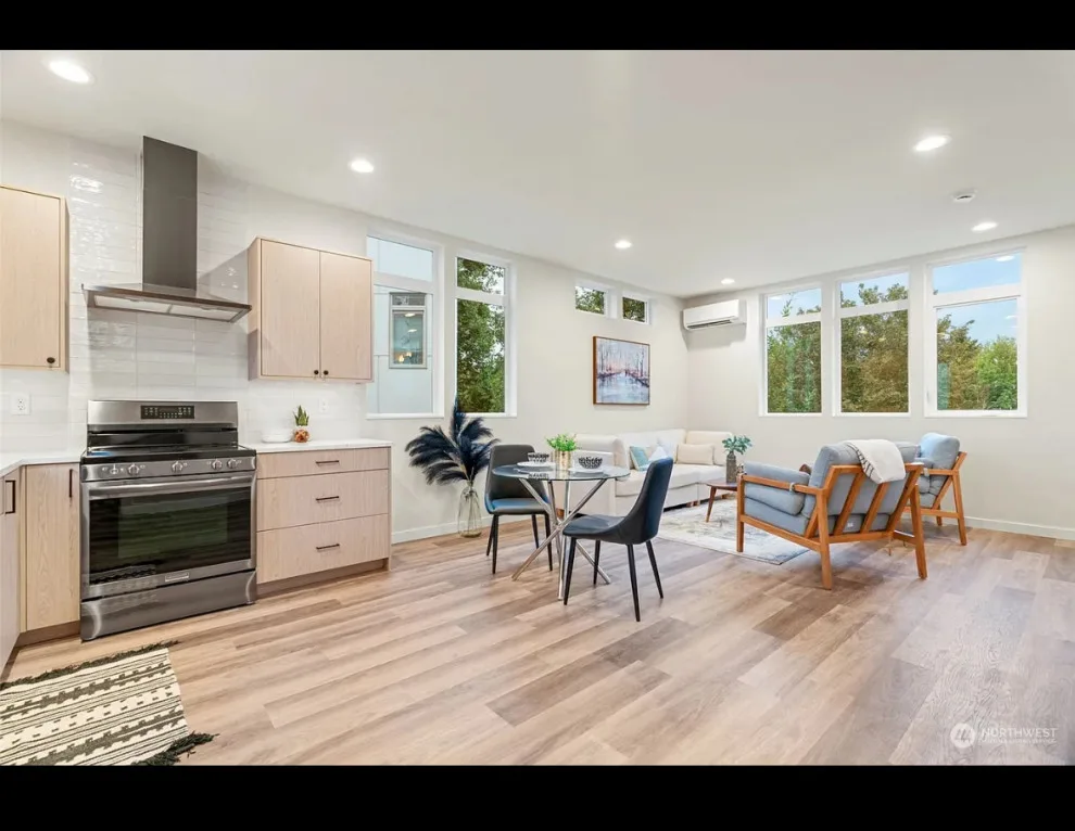 Capitol Hill Multi-Unit Townhomes by Seattle Custom Contractors - Photo 12