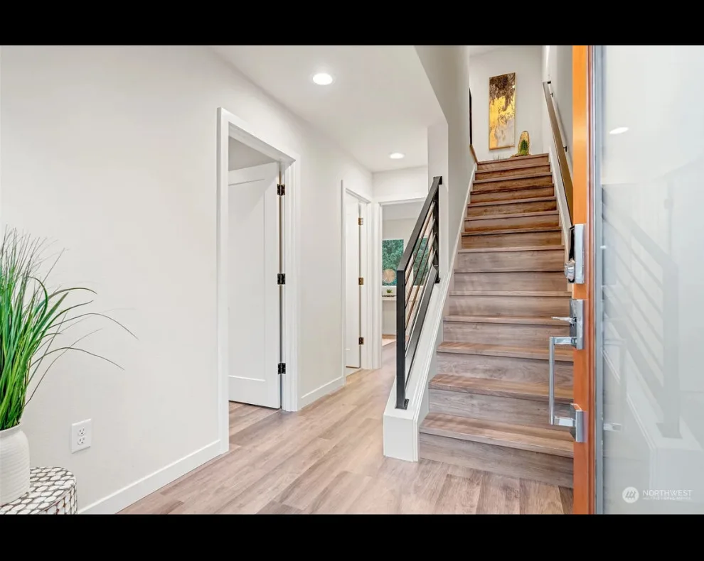 Seattle Custom Contractors - Photo 2