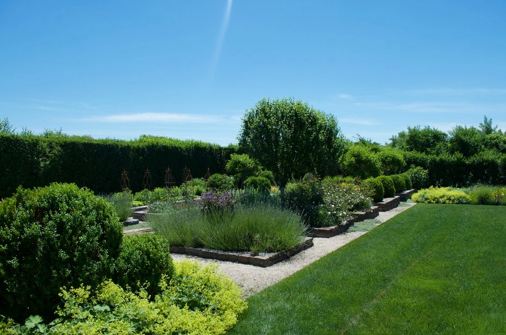 Custom Landscape Designs by Warren's Nursery - Photo 15