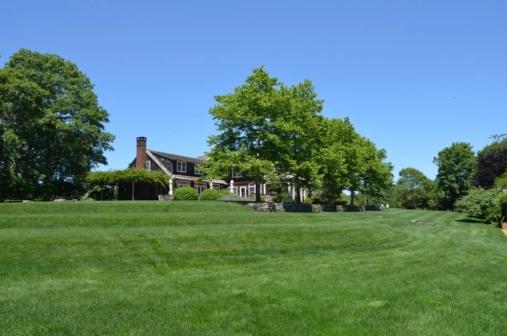 Custom Landscape Designs by Warren's Nursery - Photo 19