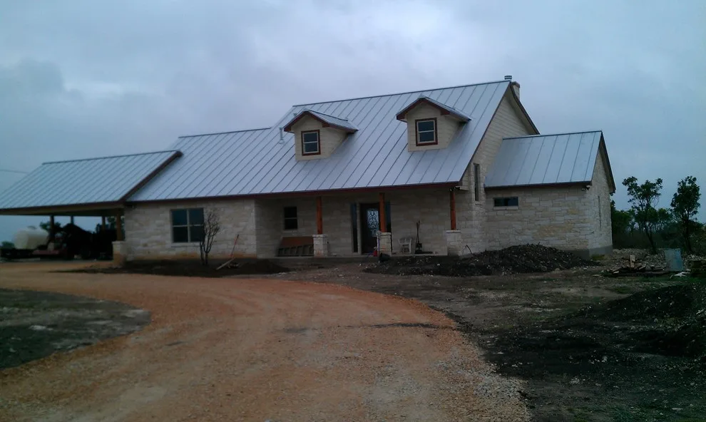Residence in Castroville, Texas by Tartan Construction - Photo 4