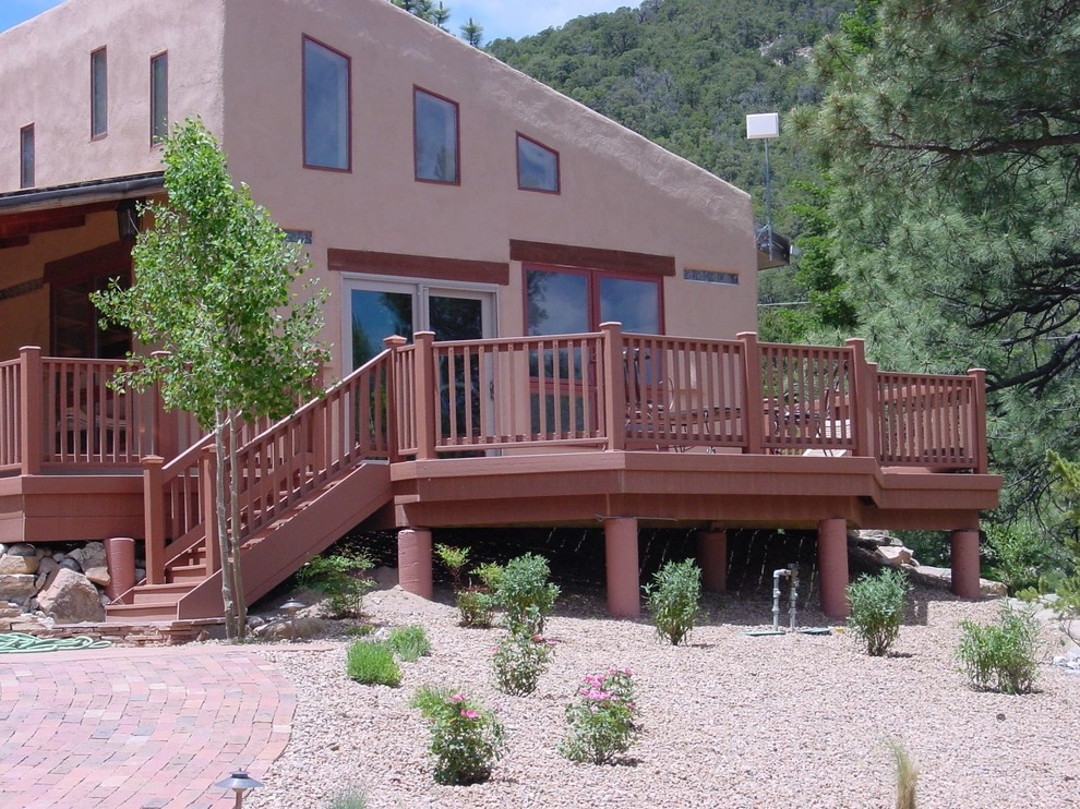 Client's Frontyard by WaterQuest Landscaping - Photo 3