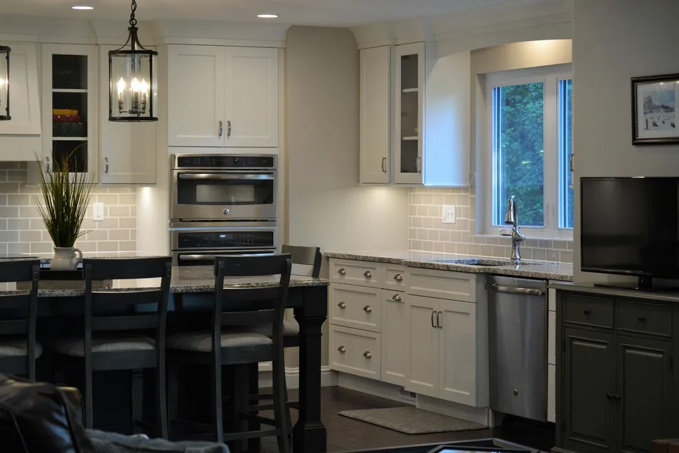 Cedarmill Revamp by Mahn Custom Homes And Renovations - Photo 5