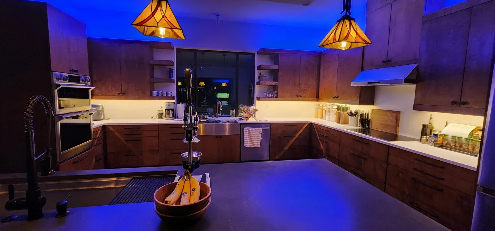 Color Shift by McCloskey Homes Inc - Photo 20