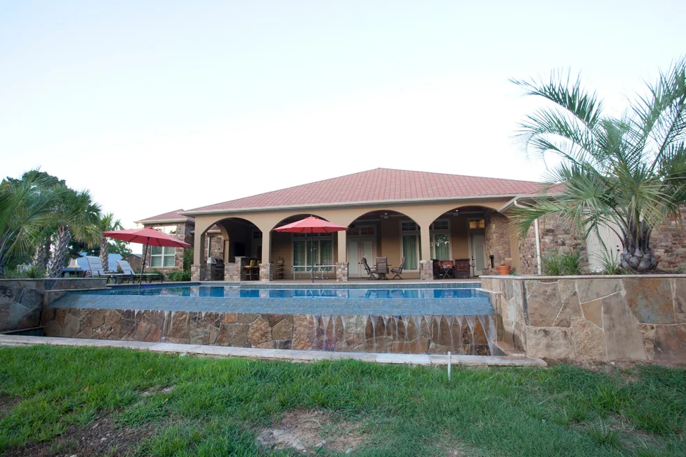Carlyle Homes - Photo 8